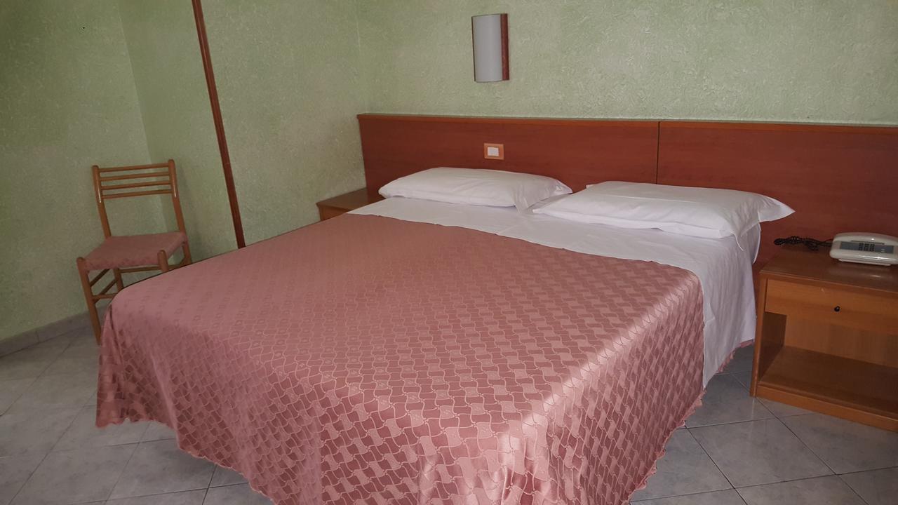 Hotel Bruna Roma Dış mekan fotoğraf