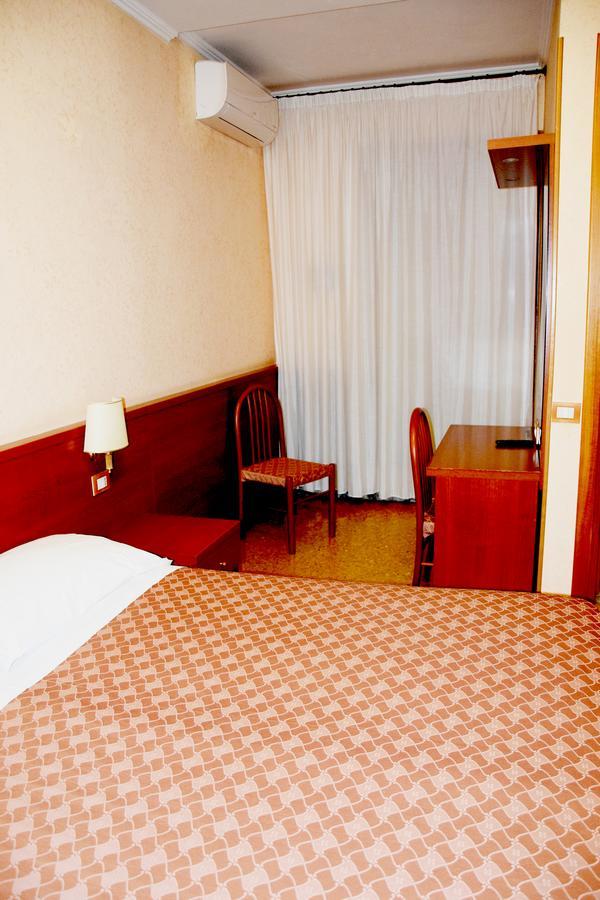 Hotel Bruna Roma Dış mekan fotoğraf