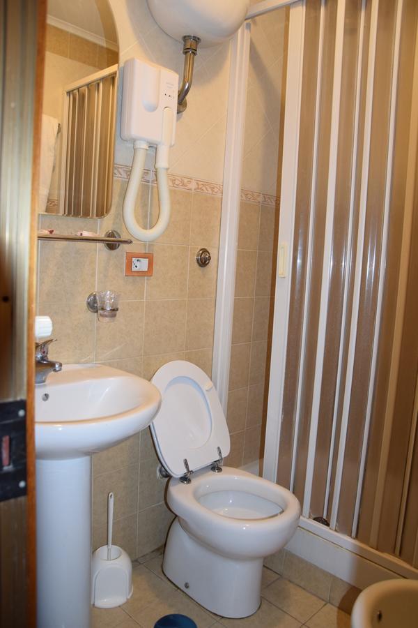 Hotel Bruna Roma Dış mekan fotoğraf