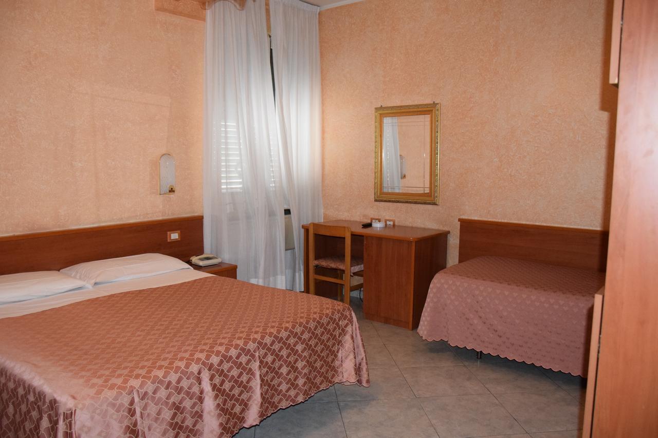Hotel Bruna Roma Dış mekan fotoğraf